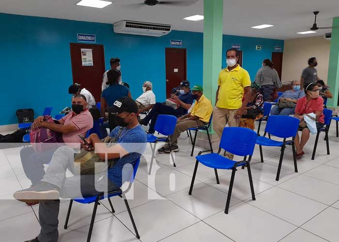 Jornada de atención visual en el CENAO, Managua