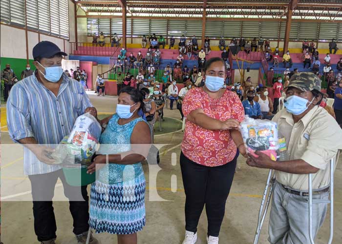 Entregan paquetes para prevenir en coronavirus en Somoto