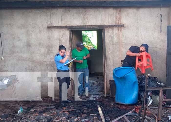 Incendio deja sin hogar a familia en Nueva Segovia