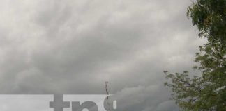 Nubes cargada de lluvias en el cielo de Managua