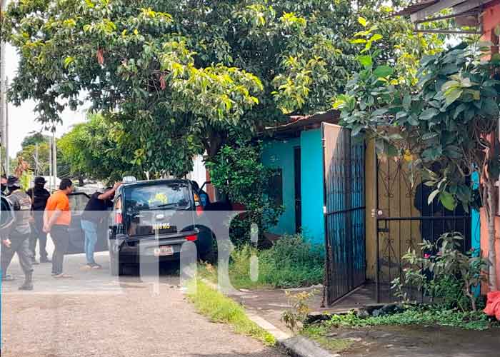 Incautan 10 sacos de presunta marihuana en una casa del Bº 380 de Managua
