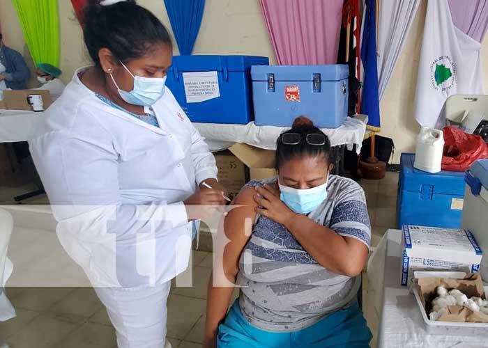 Jornada de vacunación a mayores de 30 años en Managua