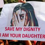 India: Policía detiene a 28 personas acusadas de violar a una adolescente