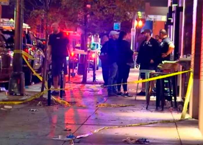 Una mujer muerta y al menos 14 personas heridas deja un tiroteo en un bar en EEUU.