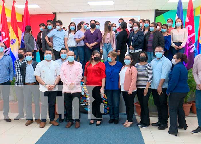 35 Jóvenes inician estudios de maestría en la UNAN Managua