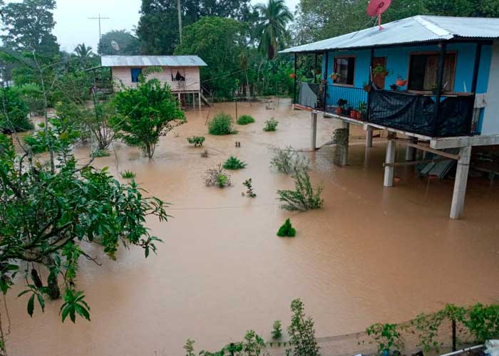 29 personas en albergues por lluvias en San Carlos y Guanacaste, Costa Rica.