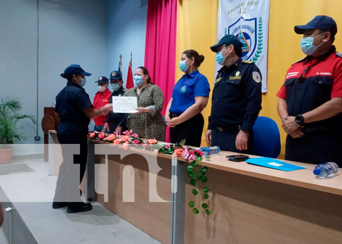  Nicaragua cuenta con 40 nuevos bomberos unificados