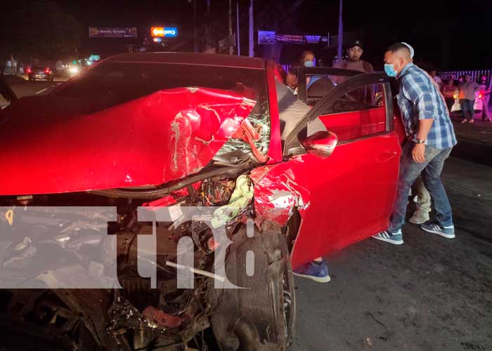 Conductor ebrio provoca dantesco accidente de tránsito en carretera a Masaya 