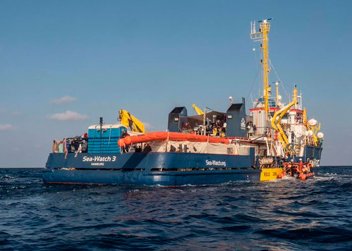  Barco Sea Watch 3 rescata a 322 migrantes en el Mediterráneo Central