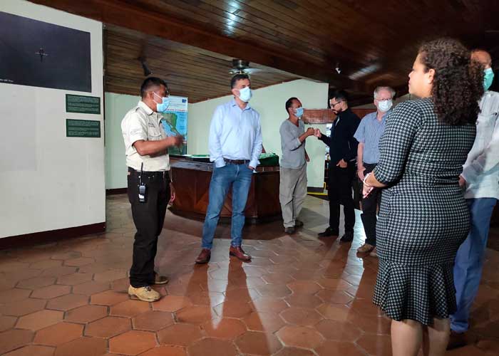 Secretario Ejecutivo del ALBA visita Nicaragua