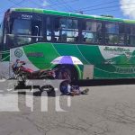 Motociclista lesionado al impactar contra un bus en el B. 14 de septiembre