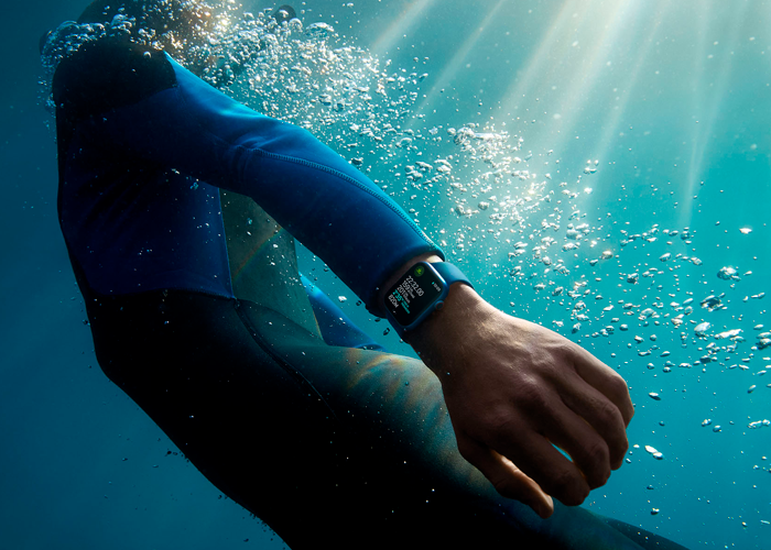 Apple Watch Series 7 resistente bajo el agua y carga rápida