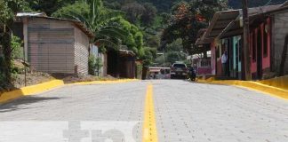 Inauguran calles adoquinadas en barrio de Jinotega