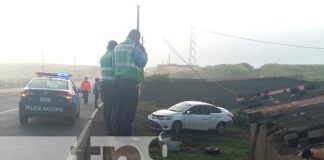 "Carro volador" deja la cocina de una vivienda destruida en Managua