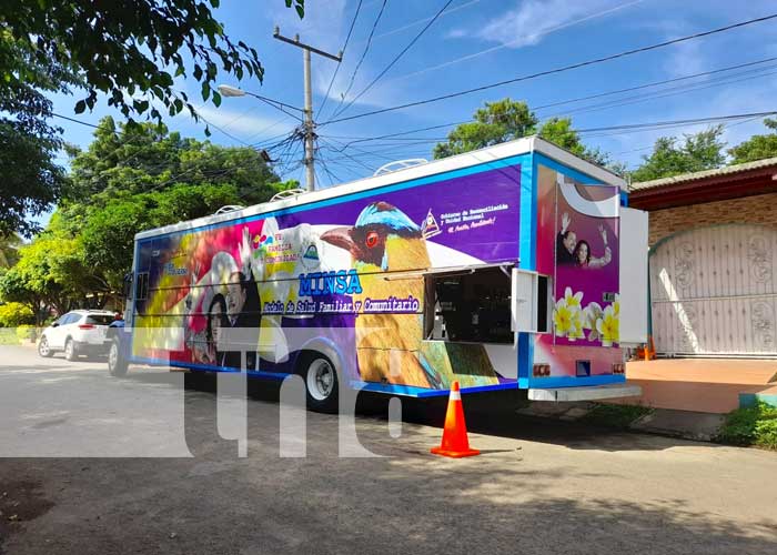 Clínica móvil llegó para atender en salud a familias de Villa Cuba Libre, Managua