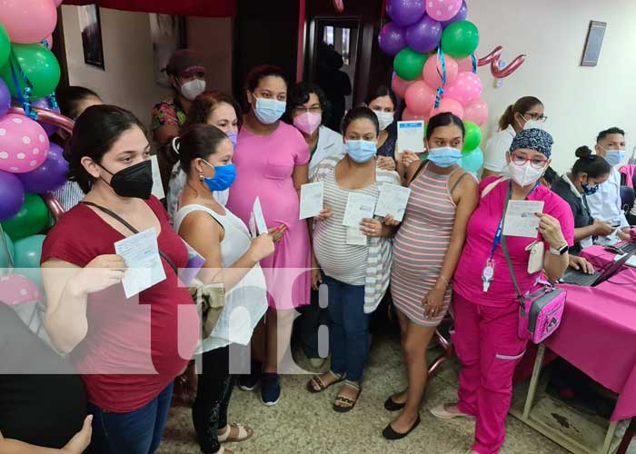 Vacunación en Nicaragua para mujeres embarazadas, puérperas y lactantes