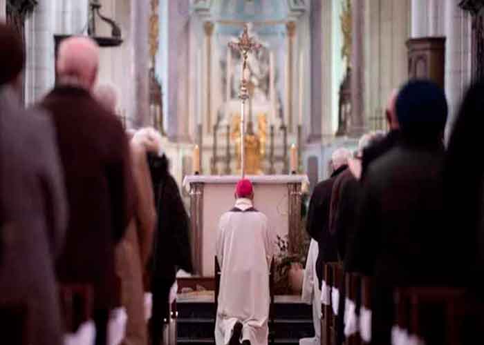 En picada la reputación de la Iglesia católica tras casos de pederastia 