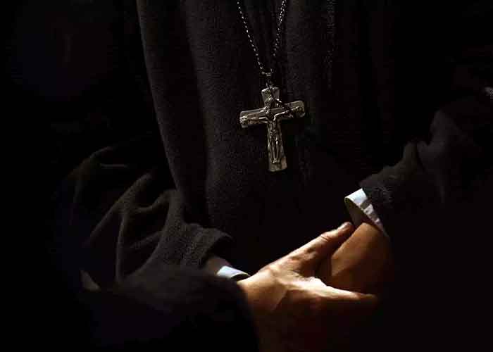 Investigan a ocho obispos mexicanos por encubrir a delincuentes sexuales