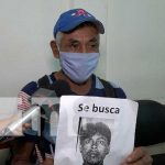 Padre busca desesperadamente a su hijo en Managua