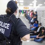 EE.UU. suspende redadas contra migrantes en sus lugares de trabajo