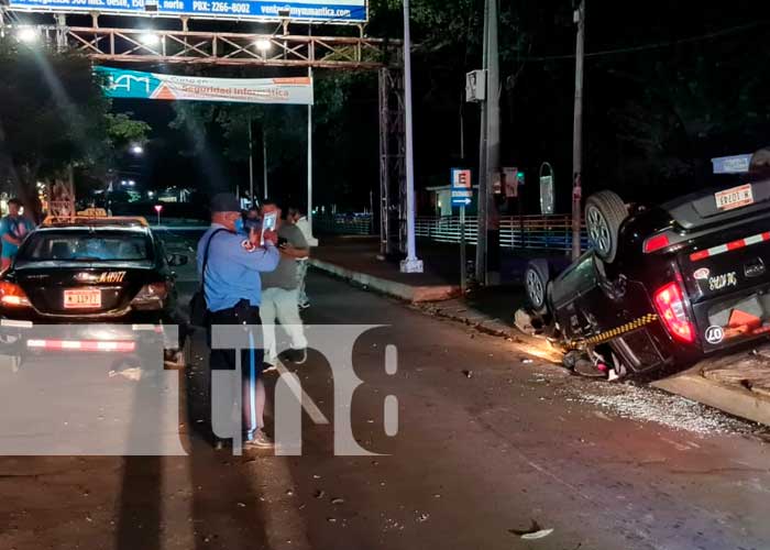 Accidente de tránsito cerca de la rotonda El Güegüense