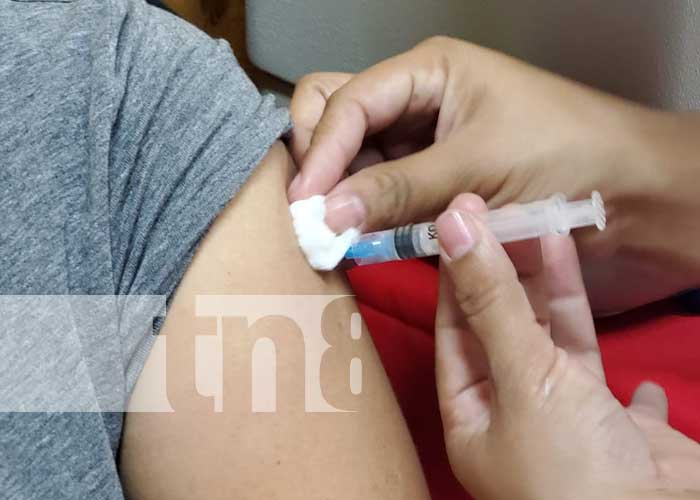Jornada de aplicación de vacunas a embarazadas en Nicaragua