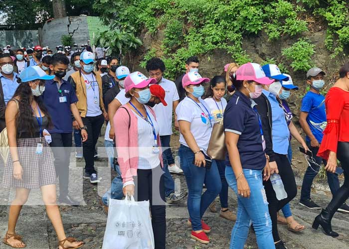 Voluntariado Universitario participa en jornada de reforestación en Tiscapa