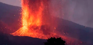 Avanza destrucción provocado por el volcán en La Palma