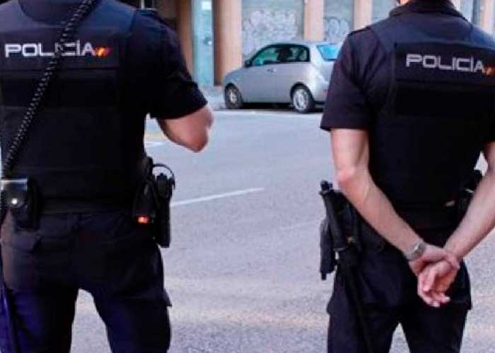 La Policía de España no descarta más víctimas del detenido por pornografia infantil.