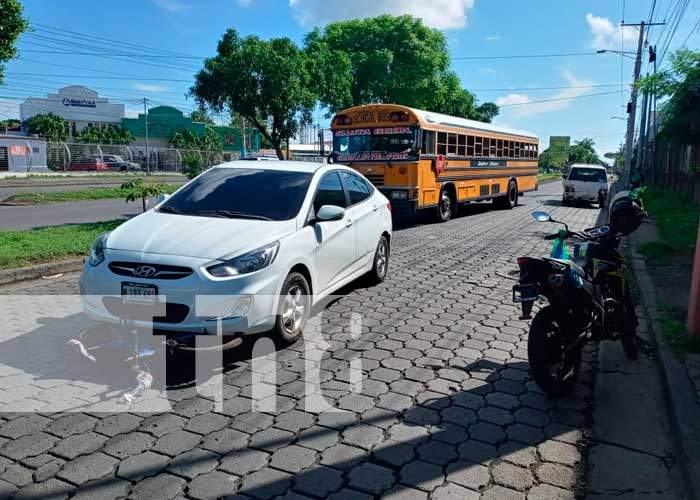 Managua: Anciano termina bajo las llantas de un carro con su bicicleta