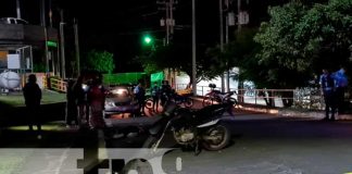 Joven fallece luego de tirarse de un tercer piso en una plaza de Managua