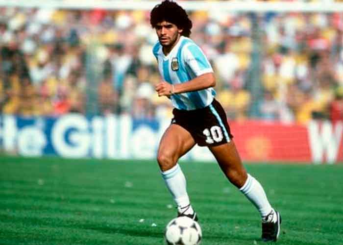 Diego Maradona cumple su primer aniversario de su paso a la inmortalidad 