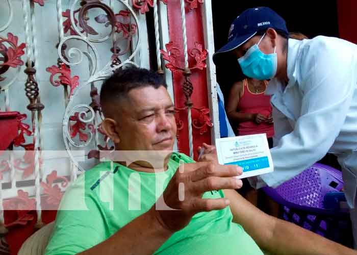 Foto: Jornada de vacunación voluntaria casa a casa en Managua | TN8