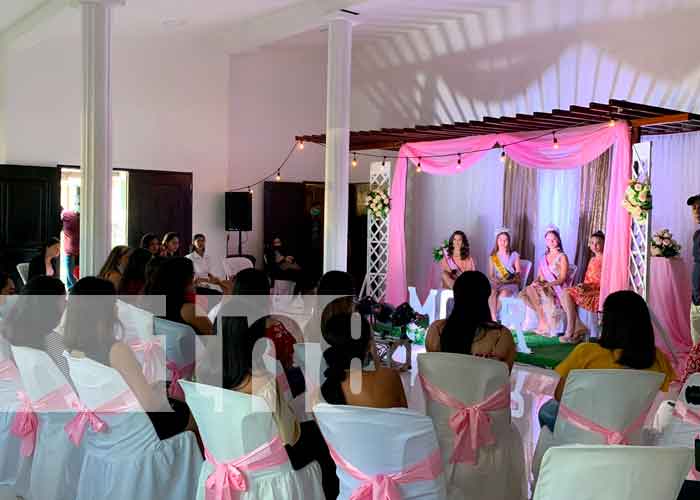Al llegar la tarde las muchachas llegaron al Centro Cultural Felipe Urrutia, donde cada una contó su proceso y su gran crecimiento que han tenido gracias a la plataforma de Miss Teen Nicaragua.