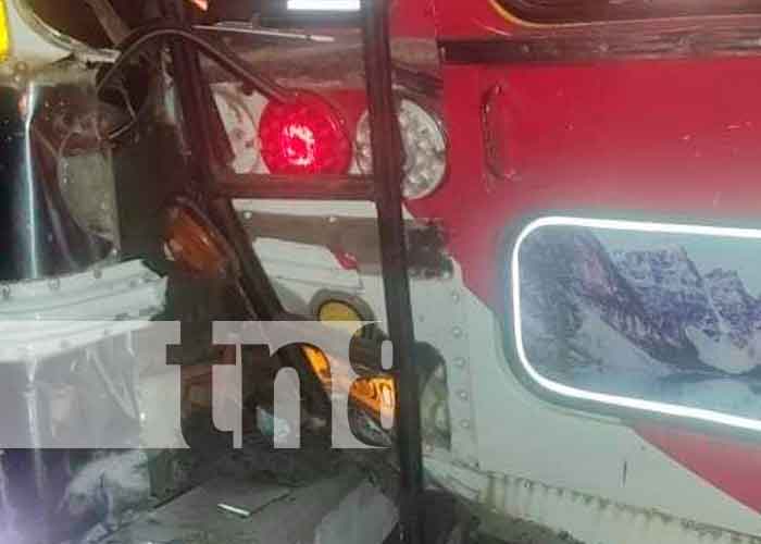 10 personas lesionadas tras accidente de tránsito en Boaco