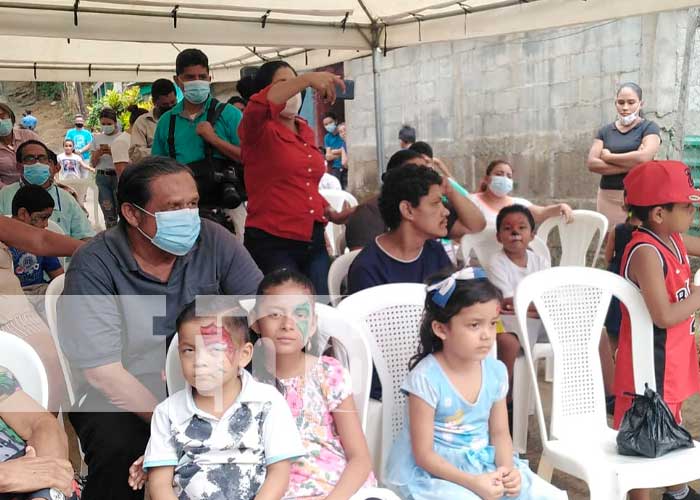 Familias del barrio Memorial Sandino, Managua estrenan calles nuevas