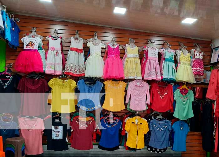 Managua: Mercado Israel lewites más que listos en víspera de fiestas navideñas