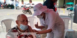 Inicio de jornada de vacuna contra la influenza en Granada