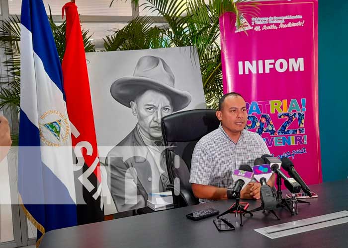 Conferencia de prensa desde el INIFOM en Nicaragua