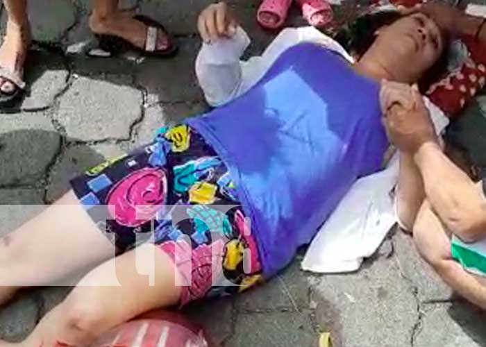 Mujer lesionada tras accidente de tránsito en Managua
