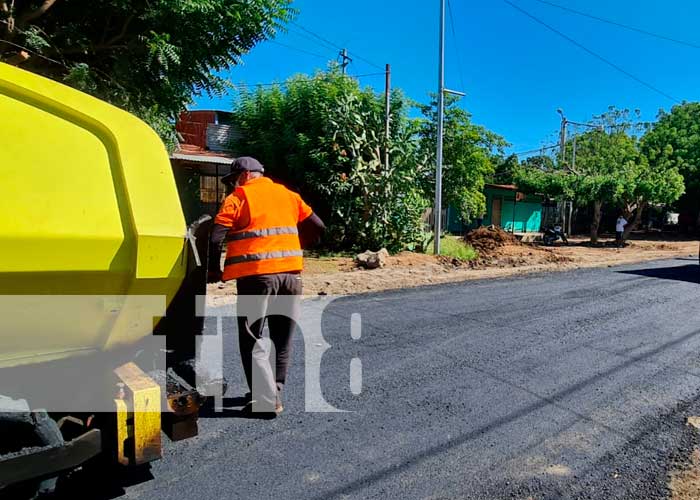 Nuevas calles para barrios de Managua