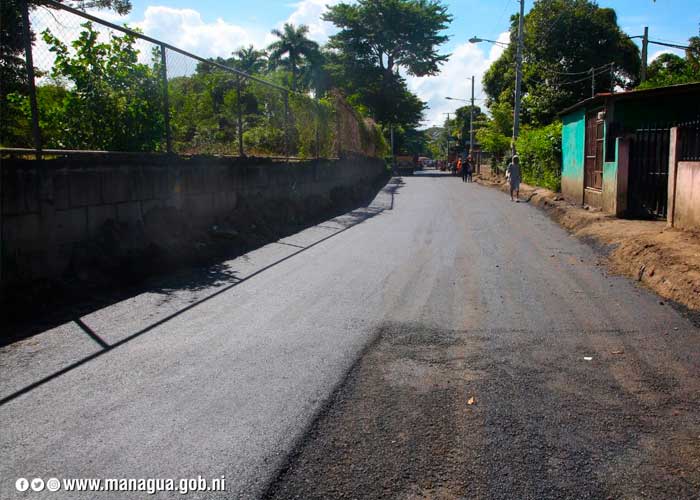 Reparación de calles en barrio Monte Fresco, Managua