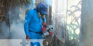 Jornada de fumigación en barrios de Managua