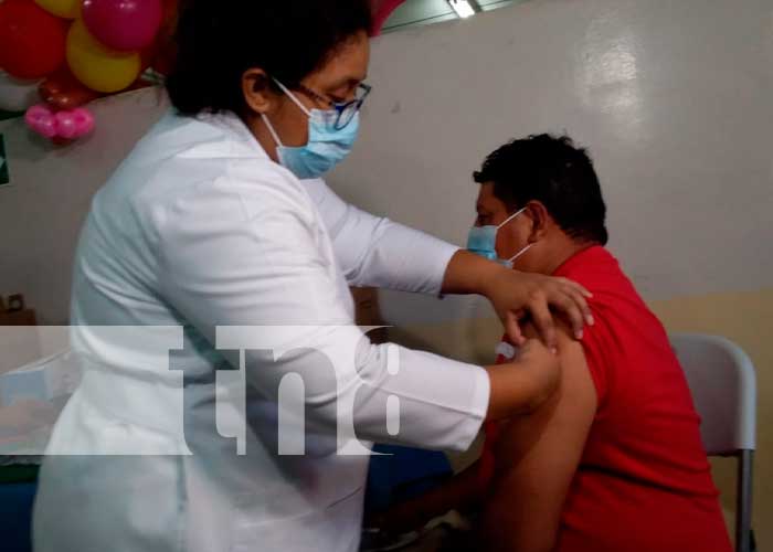 Jornada de vacunación contra el COVID-19 en Nicaragua