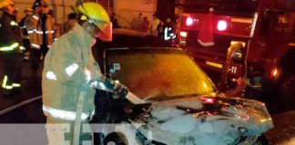 Incendio por un carro en una vivienda de Masaya