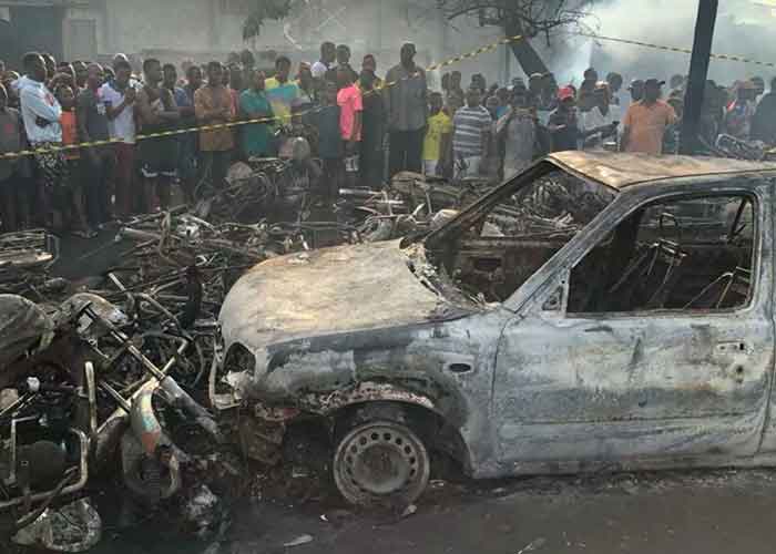 Sube a 130 los muertos tras explosión de camión cisterna en Sierra Leona
