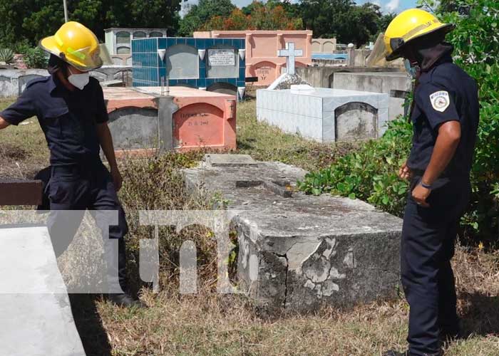 Cementerio municipal de Nandaime siendo inspeccionado
