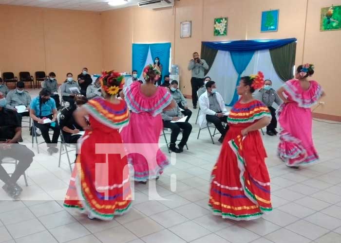 Sistema penitenciario imparte taller de género en Managua