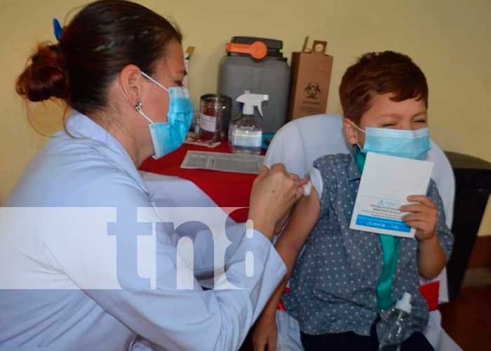 Proceso de vacunación contra el COVID-19 en Jinotega