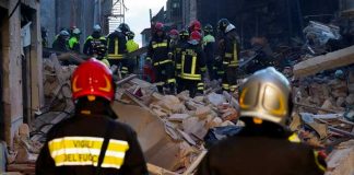 Cuatro personas murieron y varias desaparecidas tras derrumbarse un edificio en Sicilia